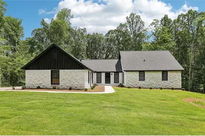 2725 Glendale Drive NE, Conyers, GA 30013 - Photo 1