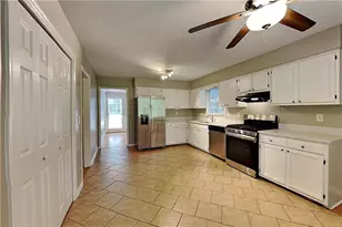4232 Glenforest Way NE, Roswell, GA 30075 - Photo 6