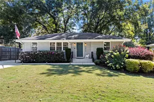 1016 Magnolia Dr SE, Smyrna, GA 30082 - Photo 4