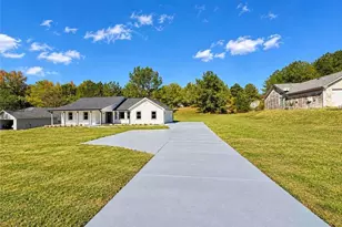 540 Oak Hill Rd, Covington, GA 30016 - Photo 1