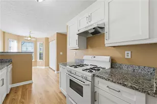 7253 Crestside Dr, Austell, GA 30168 - Photo 8