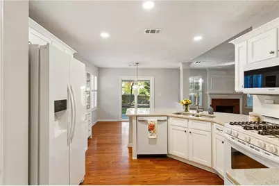 1632 Pinebreeze Drive, Marietta, GA 30062 - Photo 4