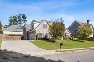 4742 W Lakeshore Dr, Acworth, GA 30101 - Photo 2