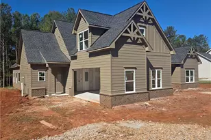 335 Meadows Dr, Bethlehem, GA 30620 - Photo 2