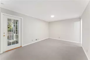 310 Lamplighter Ln SE, Marietta, GA 30067 - Photo 30