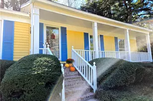 310 Lamplighter Ln SE, Marietta, GA 30067 - Photo 6