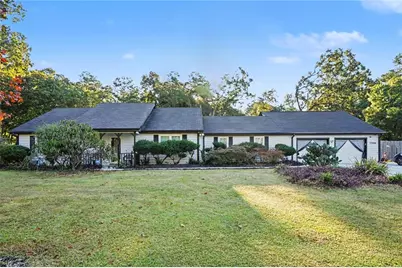 1546 Young Road, Lithonia, GA 30058 - Photo 2