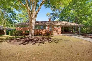 2319 Clearwater Dr SE, Marietta, GA 30067 - Photo 1