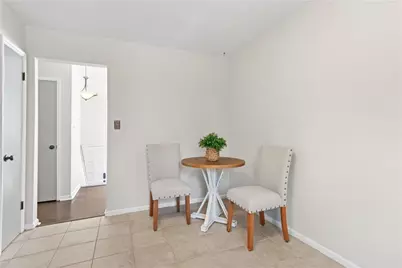 730 Lake Forest Pass, Roswell, GA 30076 - Photo 8
