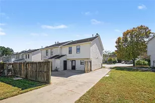 3688 Stephanie Ct, Powder Springs, GA 30127 - Photo 2