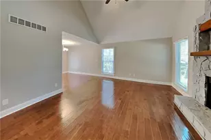 4074 Stephanie Ct NW, Kennesaw, GA 30152 - Photo 2
