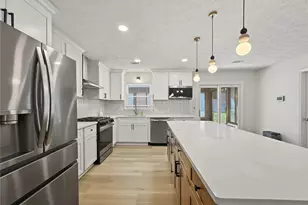 4146 Chimney Lake Dr NE, Roswell, GA 30075 - Photo 10