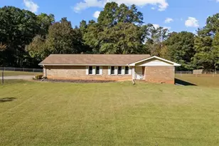 4096 Hickory Nut Dr, Douglasville, GA 30135 - Photo 1