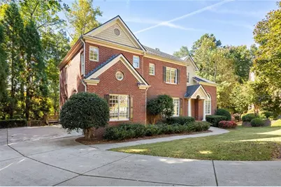 260 Lake Summit View, Atlanta, GA 30342 - Photo 2