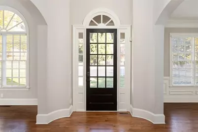 260 Lake Summit View, Atlanta, GA 30342 - Photo 4
