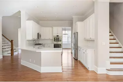 260 Lake Summit View, Atlanta, GA 30342 - Photo 12