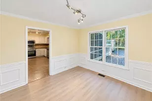 1454 Milford Ct S, Marietta, GA 30008 - Photo 10