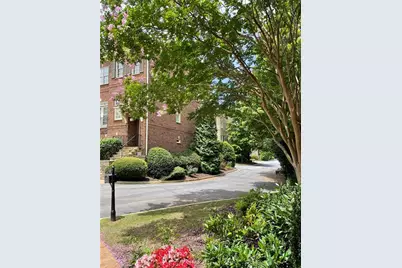 578 Parkside Village Way NW, Marietta, GA 30060 - Photo 2