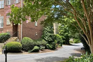 578 Parkside Village Way NW, Marietta, GA 30060 - Photo 2