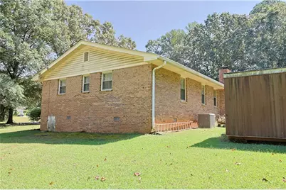 160 Helen Lane, Stockbridge, GA 30281 - Photo 10