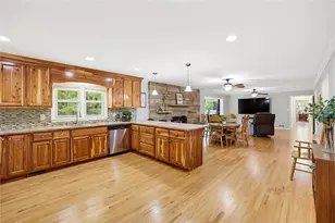 1341 Clearview Dr NW, Acworth, GA 30102 - Photo 10