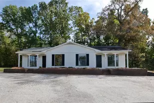246 Lagrange St, Newnan, GA 30263 - Photo 1
