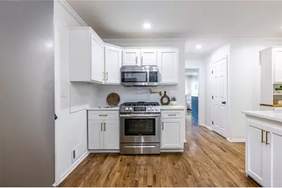 693 N Superior Avenue, Decatur, GA 30033 - Photo 14