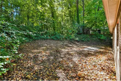 5818 Cobb Meadow, Norcross, GA 30093 - Photo 18