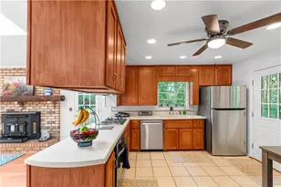3541 Ebenezer Ct, Marietta, GA 30066 - Photo 10