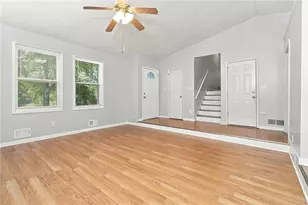 737 Starcrest Ln, Marietta, GA 30066 - Photo 6