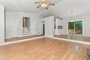 737 Starcrest Ln, Marietta, GA 30066 - Photo 8