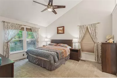 3220 Summer View Drive, Johns Creek, GA 30022 - Photo 4