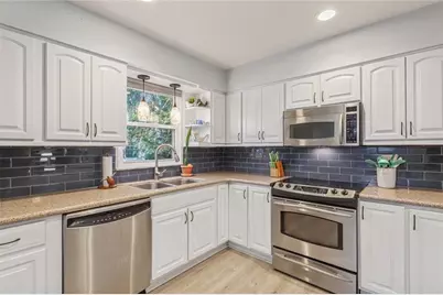 3220 Summer View Drive, Johns Creek, GA 30022 - Photo 28