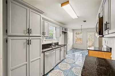 175 Summer Lake Drive SW, Marietta, GA 30060 - Photo 10