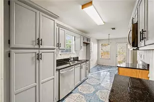 175 Summer Lake Dr SW, Marietta, GA 30060 - Photo 10