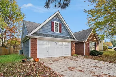 175 Summer Lake Drive SW, Marietta, GA 30060 - Photo 4