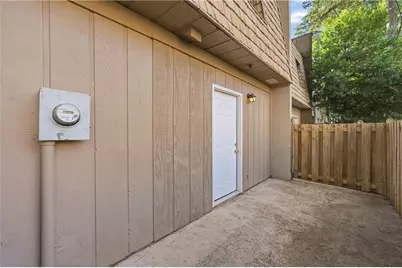 6427 Wood Circle W, Morrow, GA 30260 - Photo 20