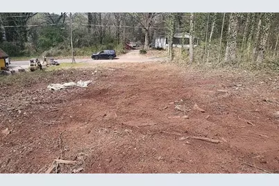 447 Warren Avenue, Scottdale, GA 30079 - Photo 2