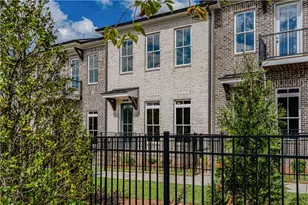 1006 Crown Oak St, Johns Creek, GA 30002 - Photo 4