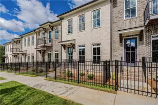 1006 Crown Oak St, Johns Creek, GA 30002 - Photo 6