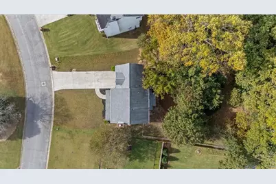 972 Sugar Meadow Lane, Sugar Hill, GA 30518 - Photo 2