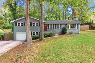 5562 Crestview Dr, Acworth, GA 30102 - Photo 1
