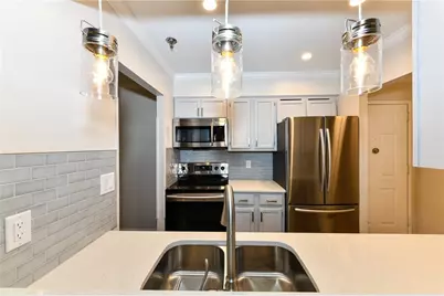 300 Johnson Ferry Road #A210, Sandy Springs, GA 30328 - Photo 2