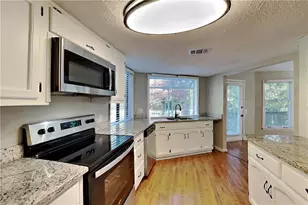 4197 Lake Rill Ct, Marietta, GA 30062 - Photo 4