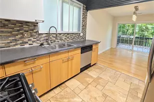 4762 Jamerson Creek Ct, Marietta, GA 30066 - Photo 6