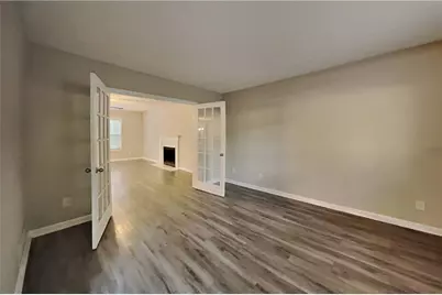319 Crestworth Crossing, Powder Springs, GA 30127 - Photo 4