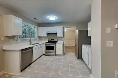 620 Manor Glen Drive, Suwanee, GA 30024 - Photo 6