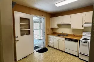 4540 Myrtle Hill Rd NE, Kennesaw, GA 30144 - Photo 8