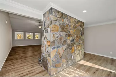 8435 Sundridge Drive, Fairburn, GA 30213 - Photo 14