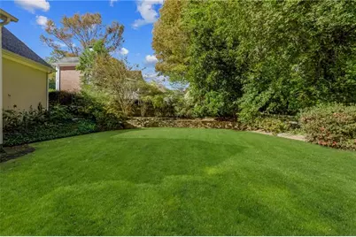121 N Lakeside Drive NW, Kennesaw, GA 30144 - Photo 42